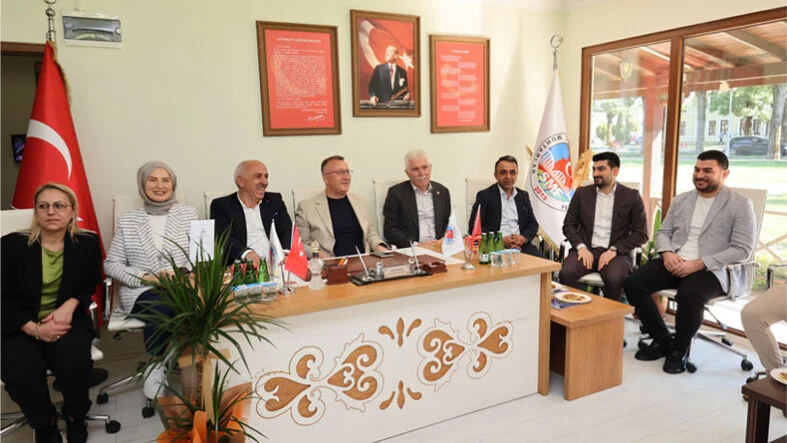 Mutlu Işıksudan Bayram Demirciyi ziyaret