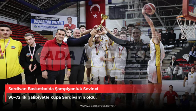 Serdivan Belediyesi Basketbol Takımı şampiyonluk sevinci