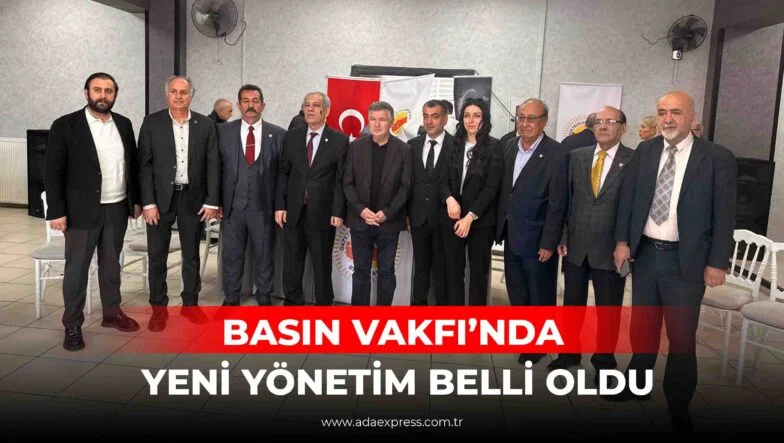 Sezai Matur’un Basın Vakfı Genel Kurulu sonrası yönetim listesinde yer aldığı toplantı anı