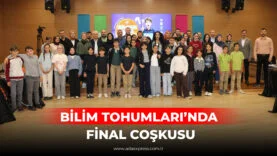 Sakarya’da düzenlenen Bilim Tohumları projesi kapsamında öğrencilerin katıldığı bilgi yarışmasından görüntü
