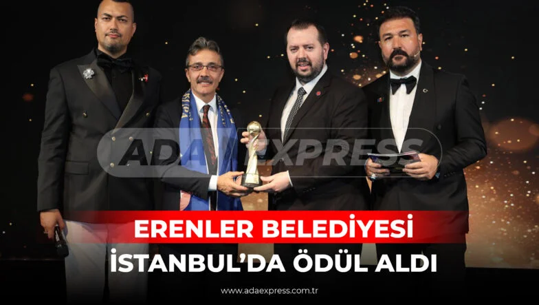 Şenol Dinç’in İstanbul’da düzenlenen törende aldığı belediyecilik hizmet başarı ödülü anı