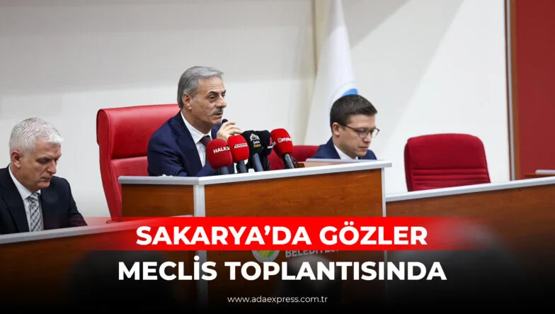 Sakarya Büyükşehir Belediyesi Meclis Toplantı Salonu’nda gerçekleştirilen resmi meclis oturumu