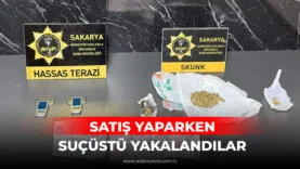 SATIŞ YAPARKEN SUÇÜSTÜ YAKALANDILAR